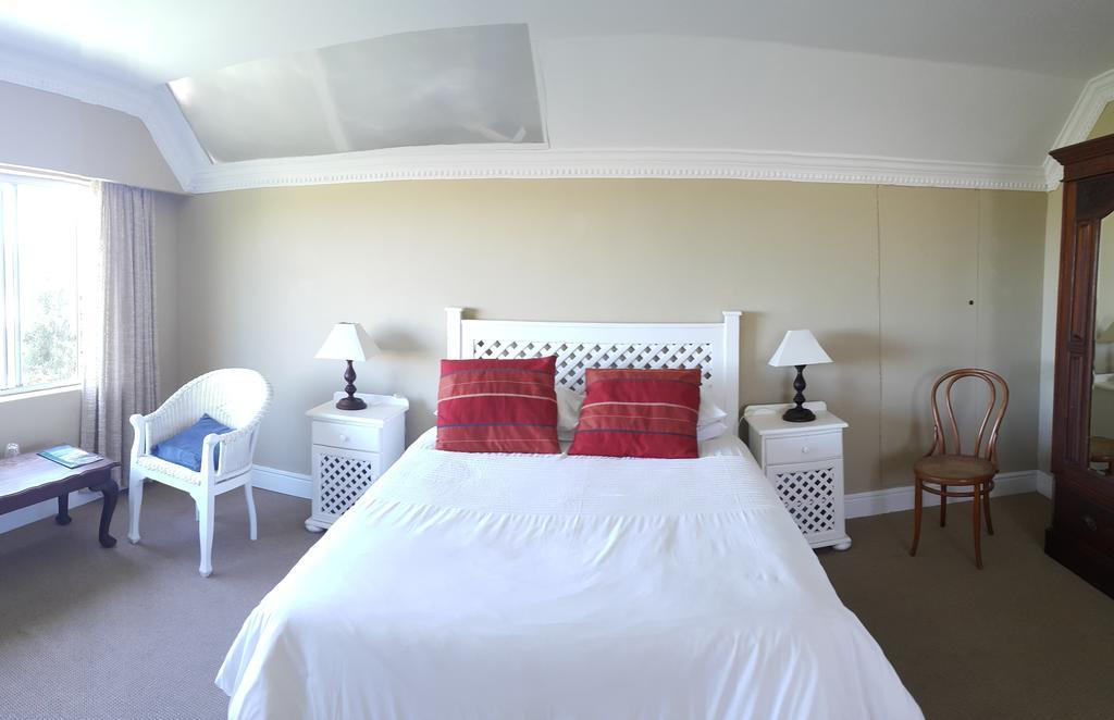 Milkwood Manor B & B 켄톤 온 씨 객실 사진